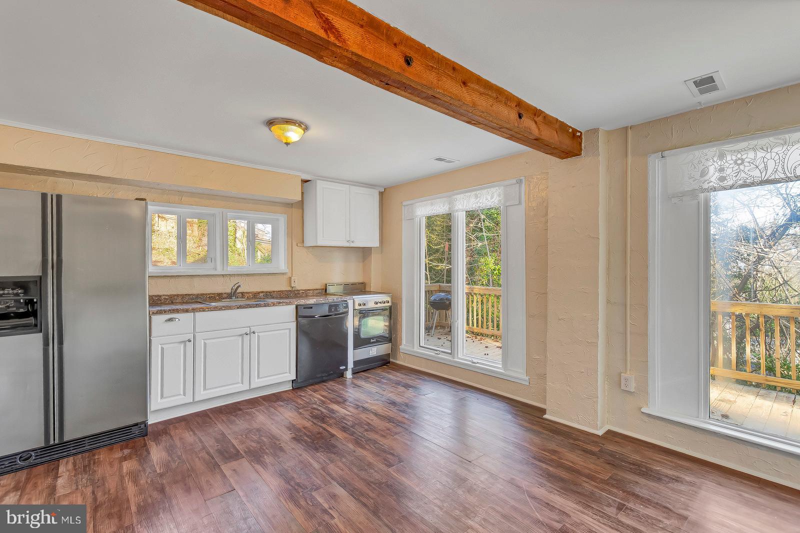 KENWOOD BEACH - Residential