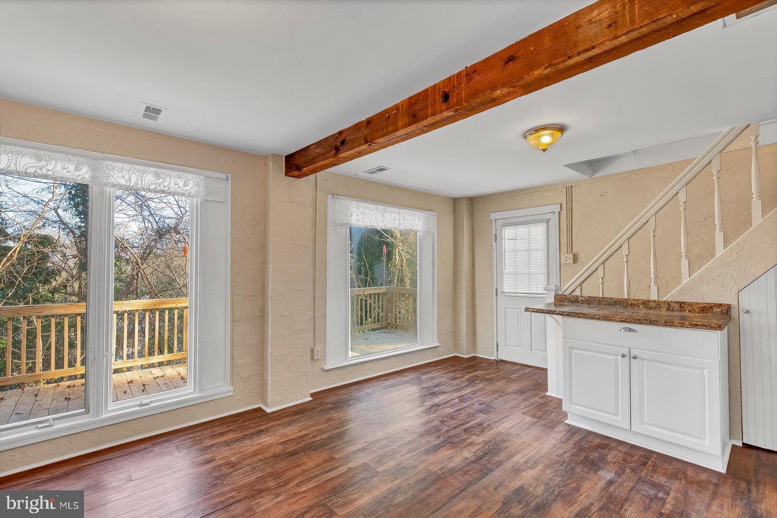 KENWOOD BEACH - Residential