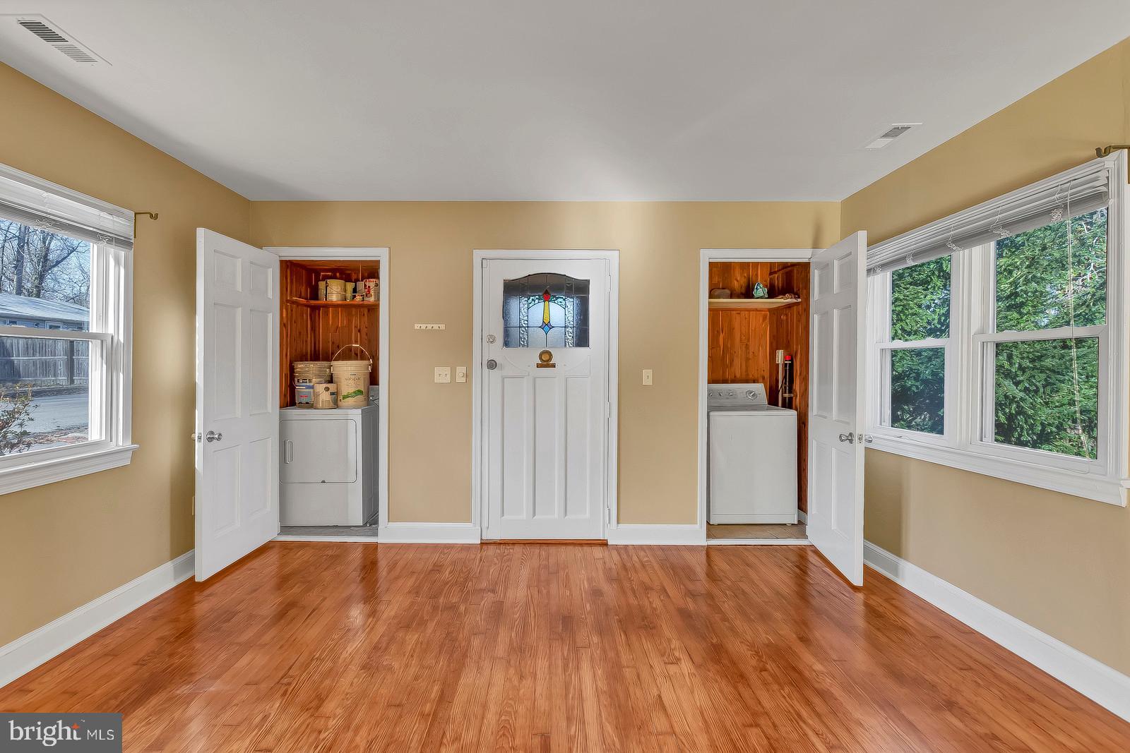 KENWOOD BEACH - Residential