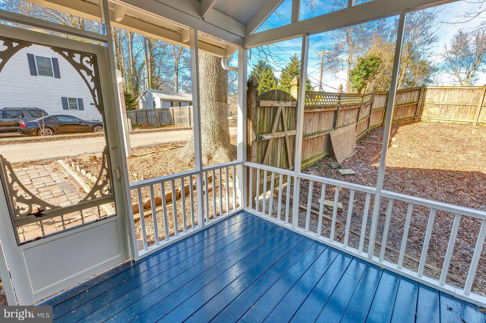 KENWOOD BEACH - Residential