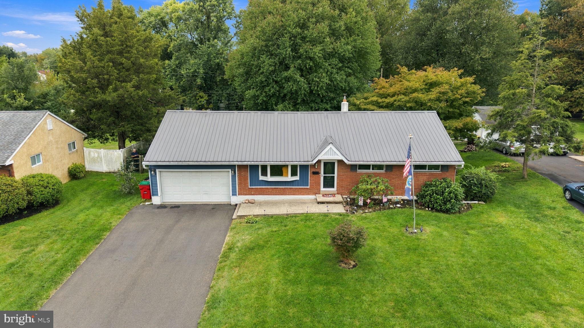 523 SHERWOOD LANE