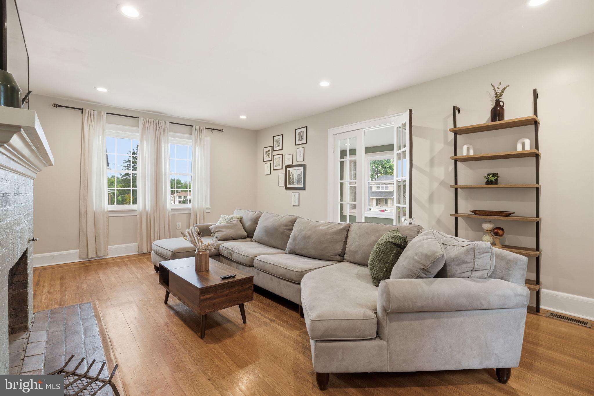 GWYNN OAK - Residential