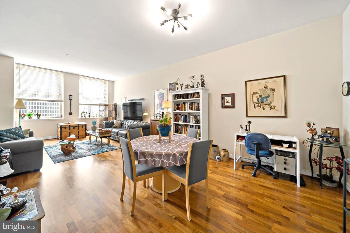 1600 ARCH STREET 18 919