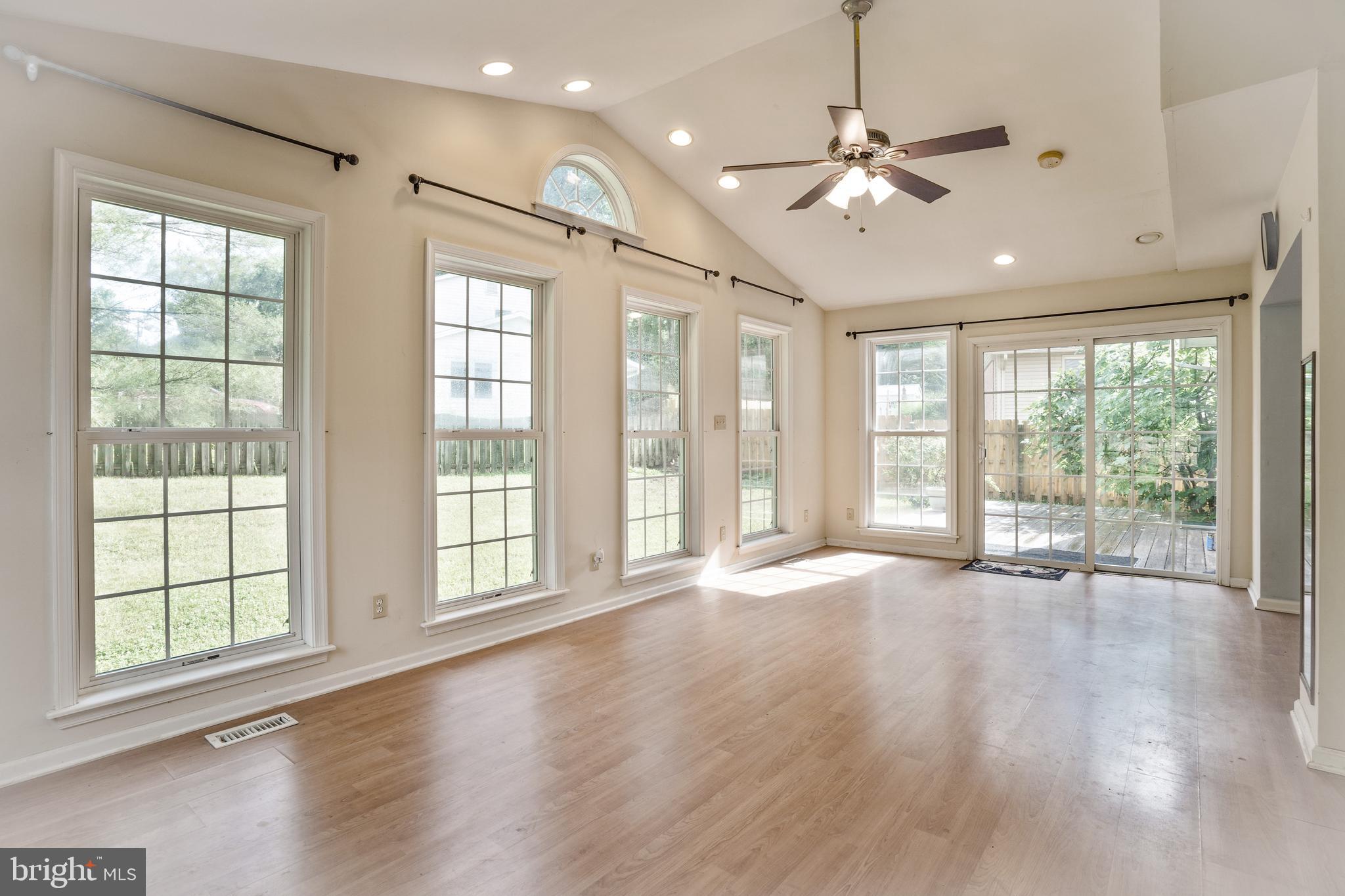 KINGS PARK - Residential