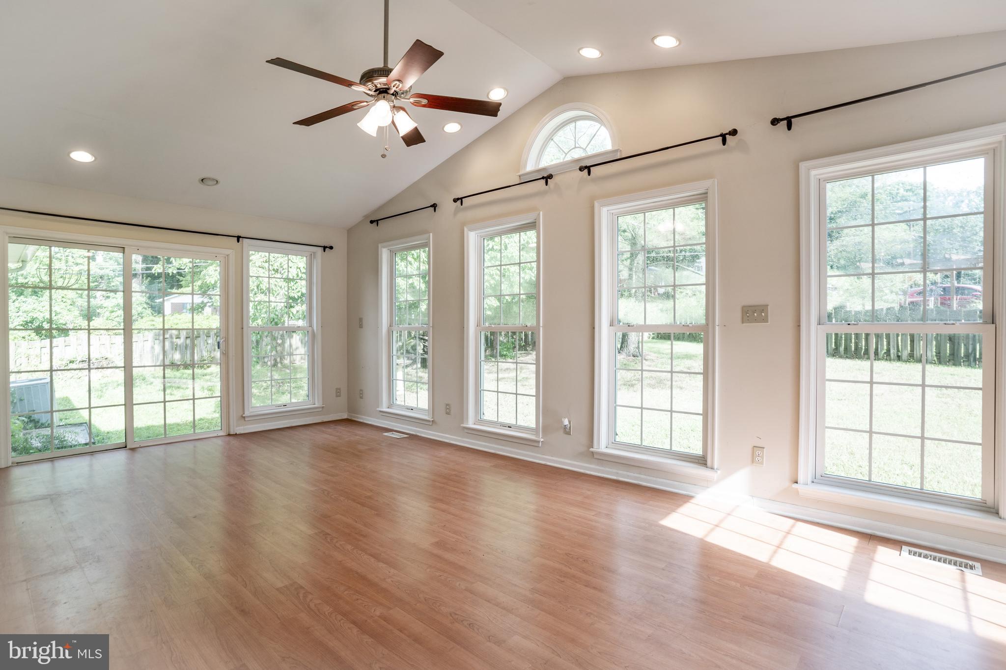 KINGS PARK - Residential