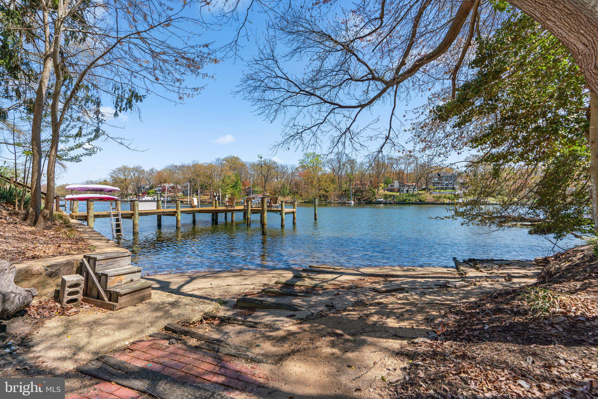 UPPER MAGOTHY BEACH - Residential