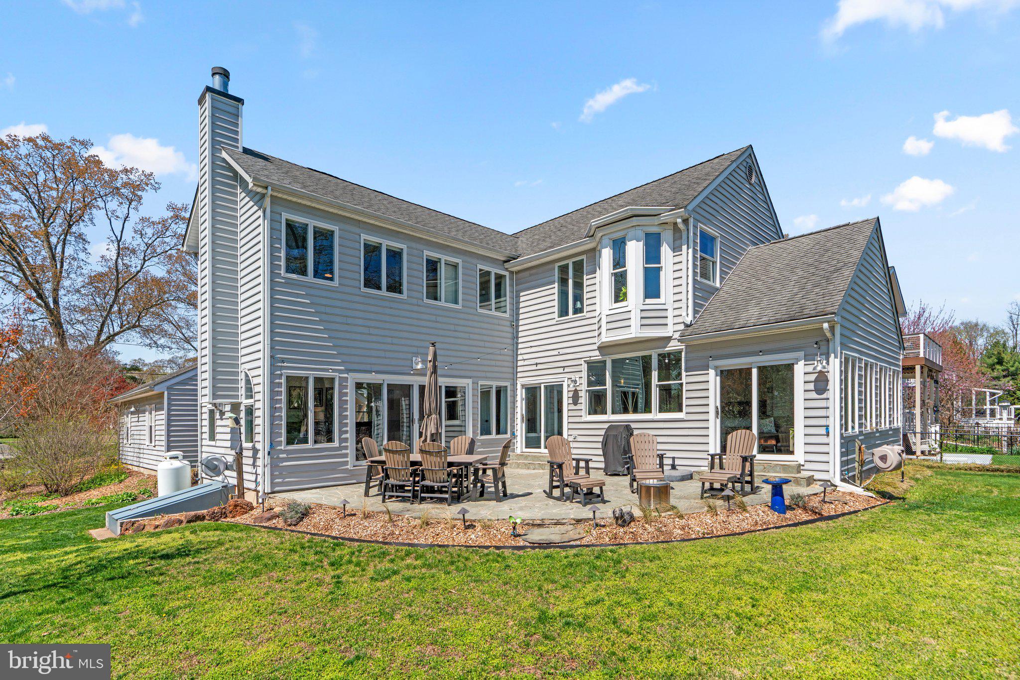 UPPER MAGOTHY BEACH - Residential