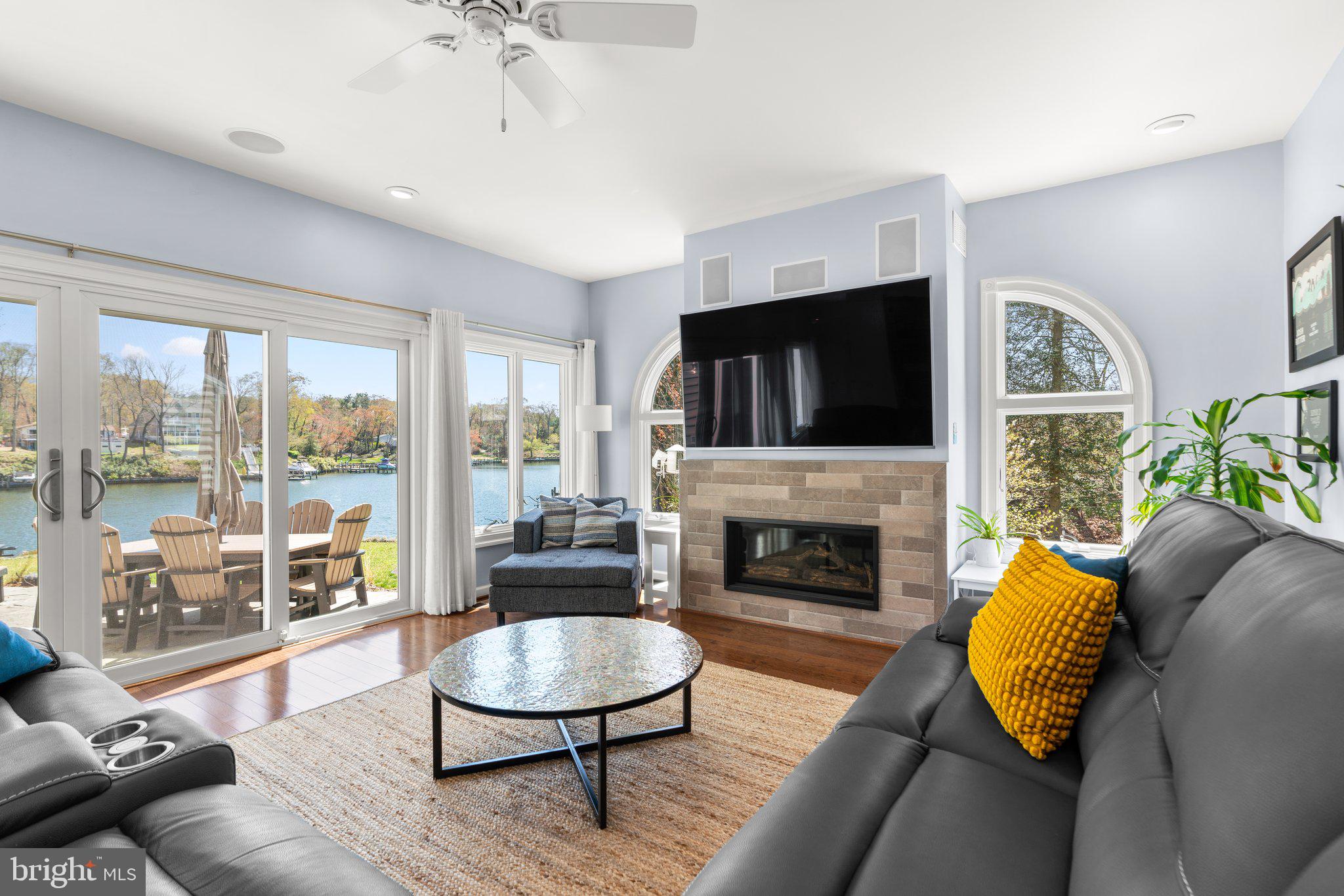 UPPER MAGOTHY BEACH - Residential