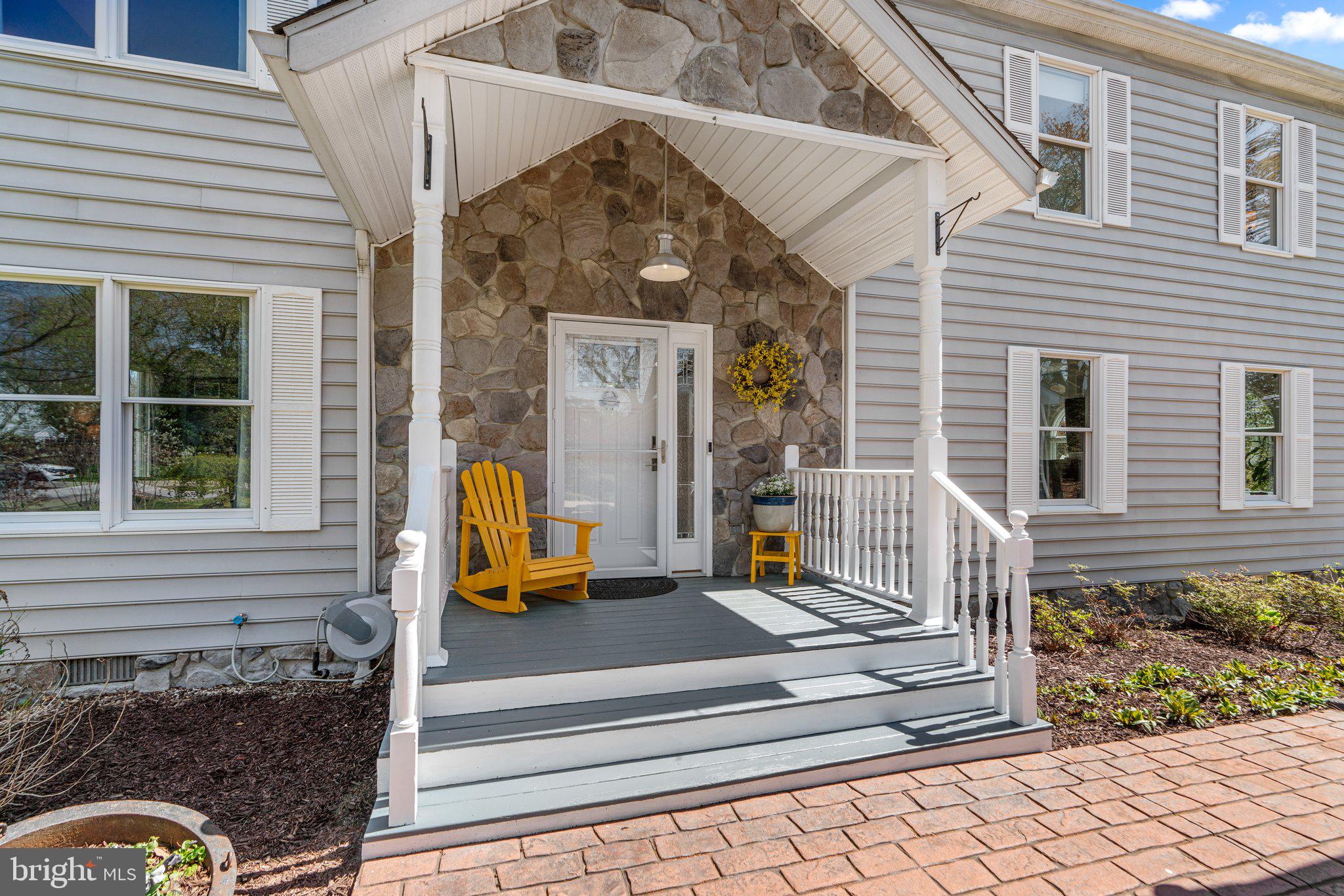 UPPER MAGOTHY BEACH - Residential