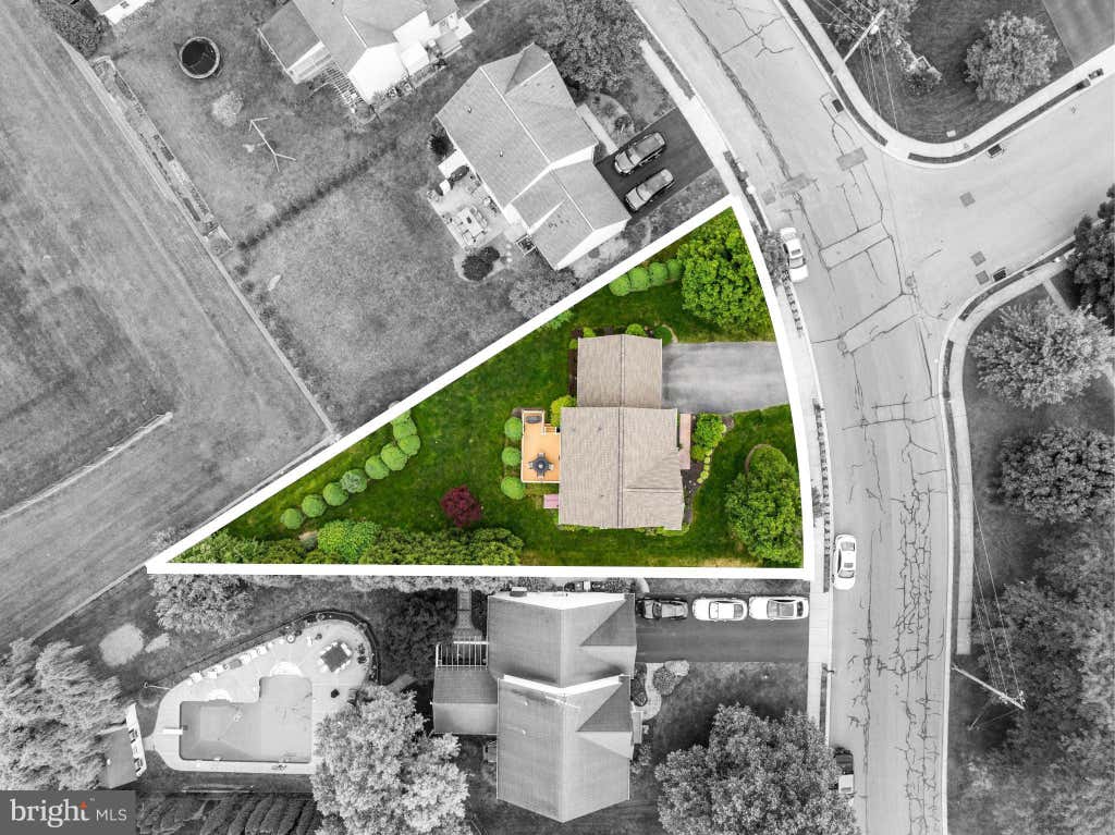 Photo of 420 Woodhall Drive, WILLOW STREET, PA 17584 (MLS # PALA2089688)