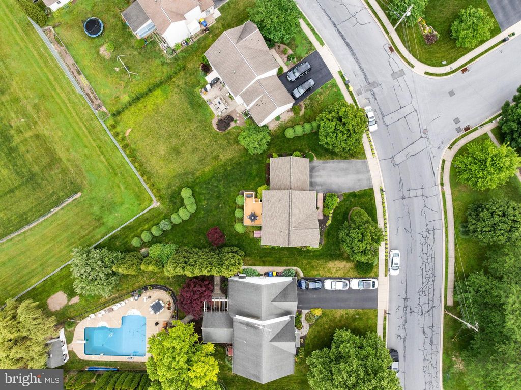 Photo of 420 Woodhall Drive, WILLOW STREET, PA 17584 (MLS # PALA2089688)