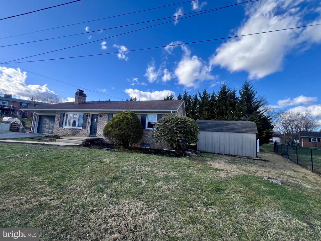 NORTH GUILFORD HILLS - Residential