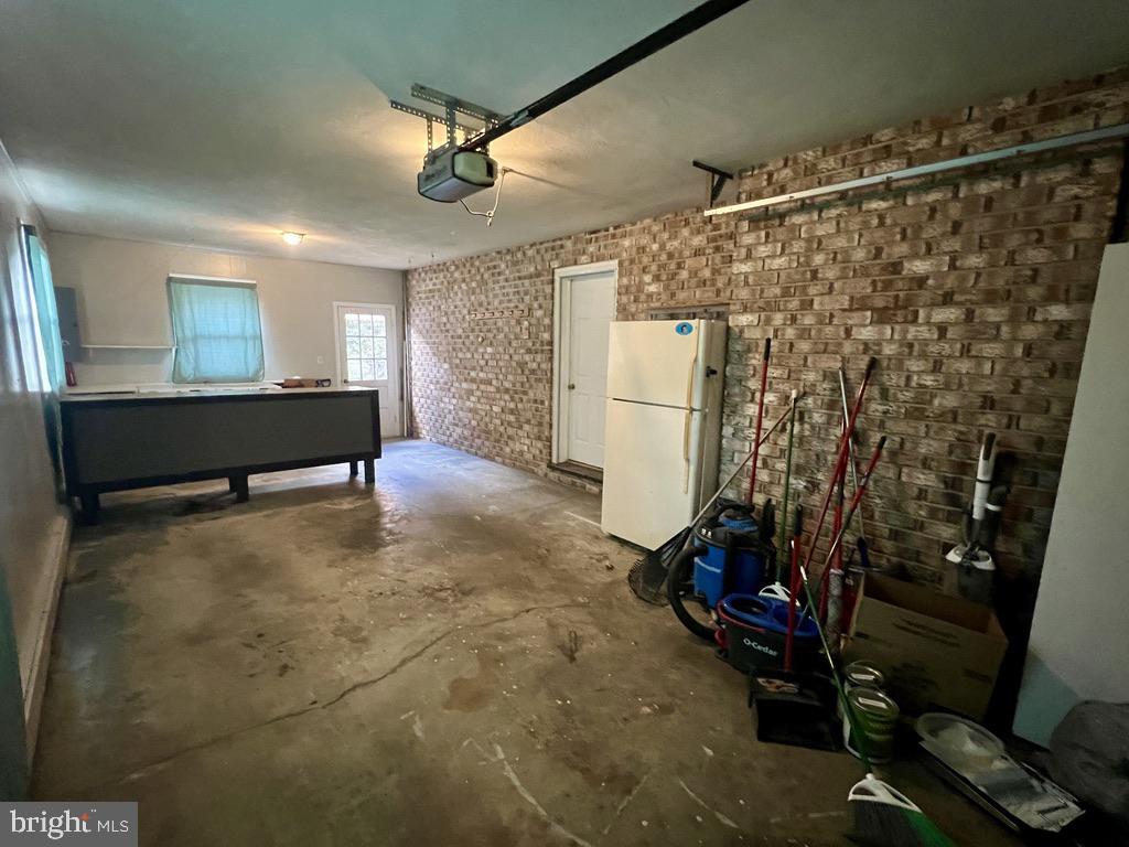 NORTH GUILFORD HILLS - Residential