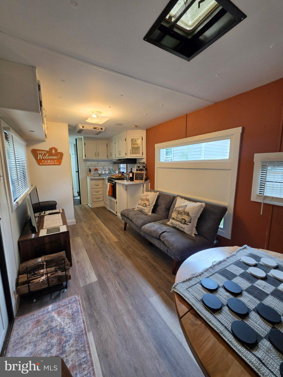 189 BLACK FISH LANE GLEN 4