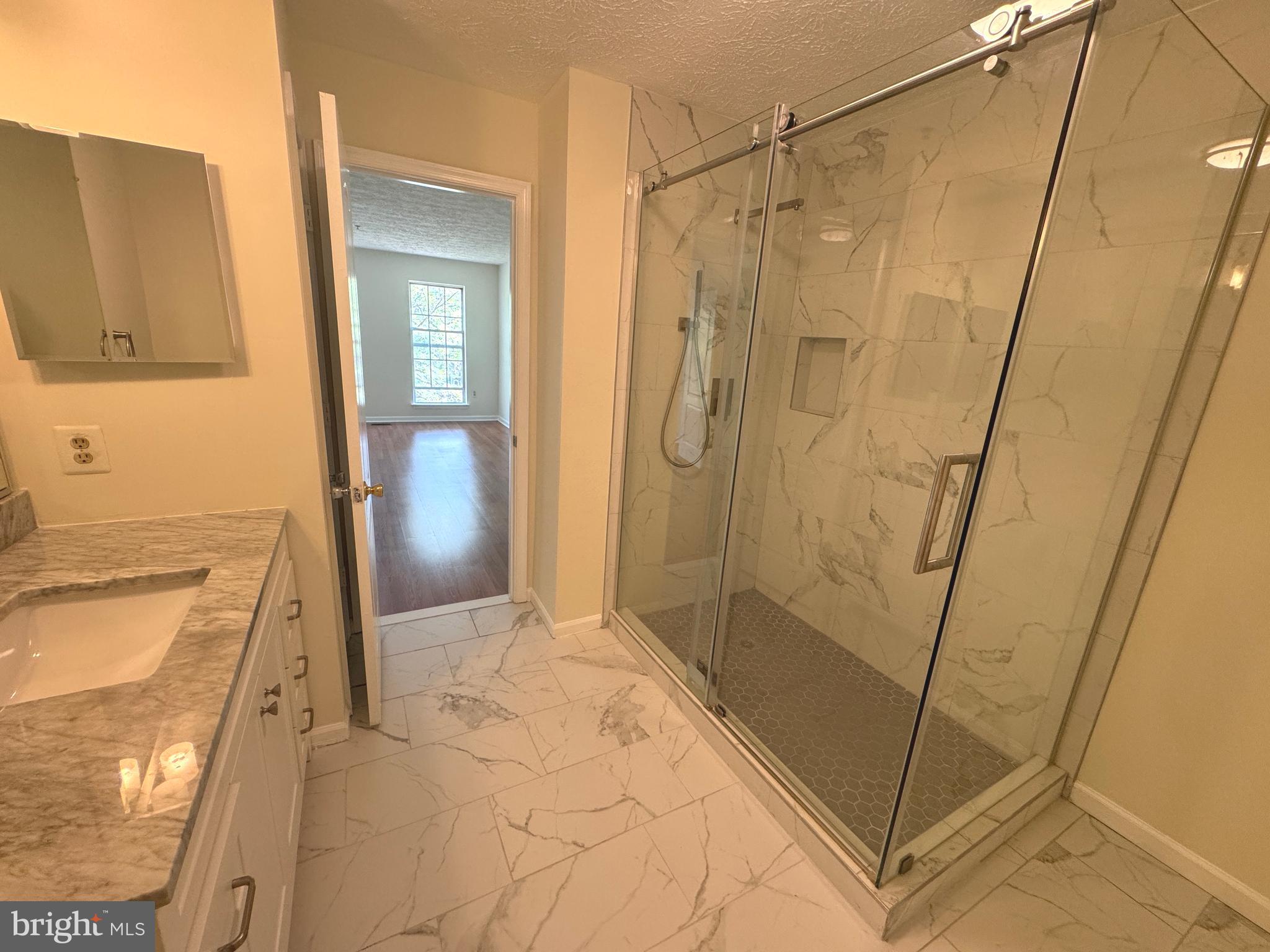 COVINGTON - Residential