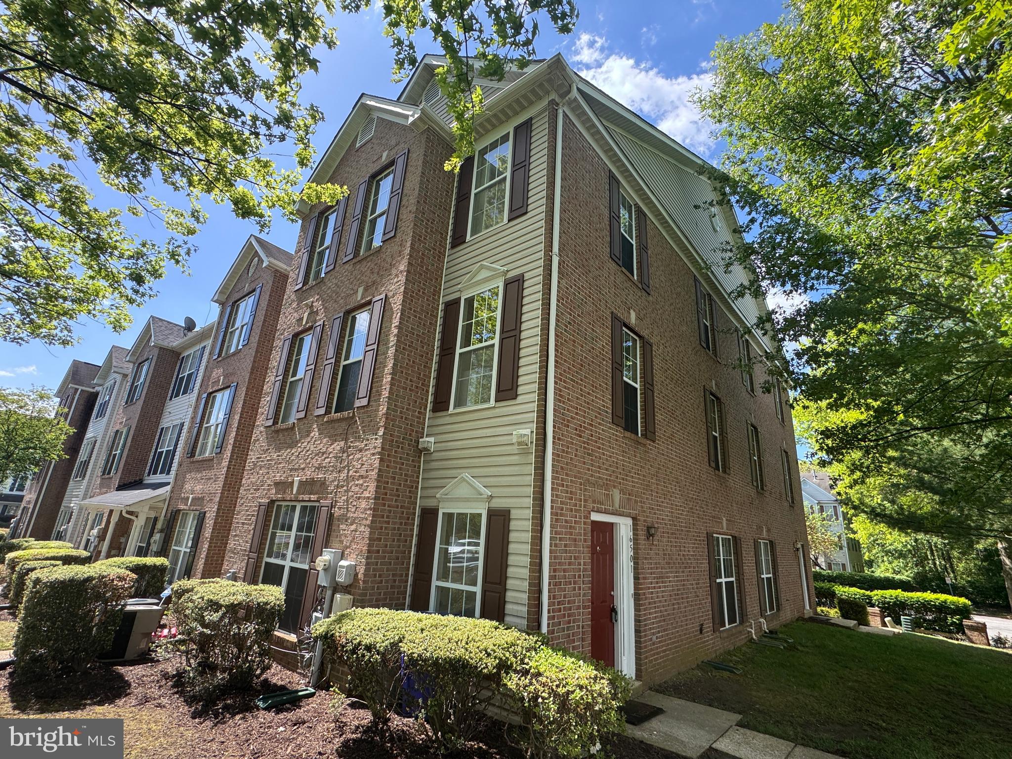 COVINGTON - Residential