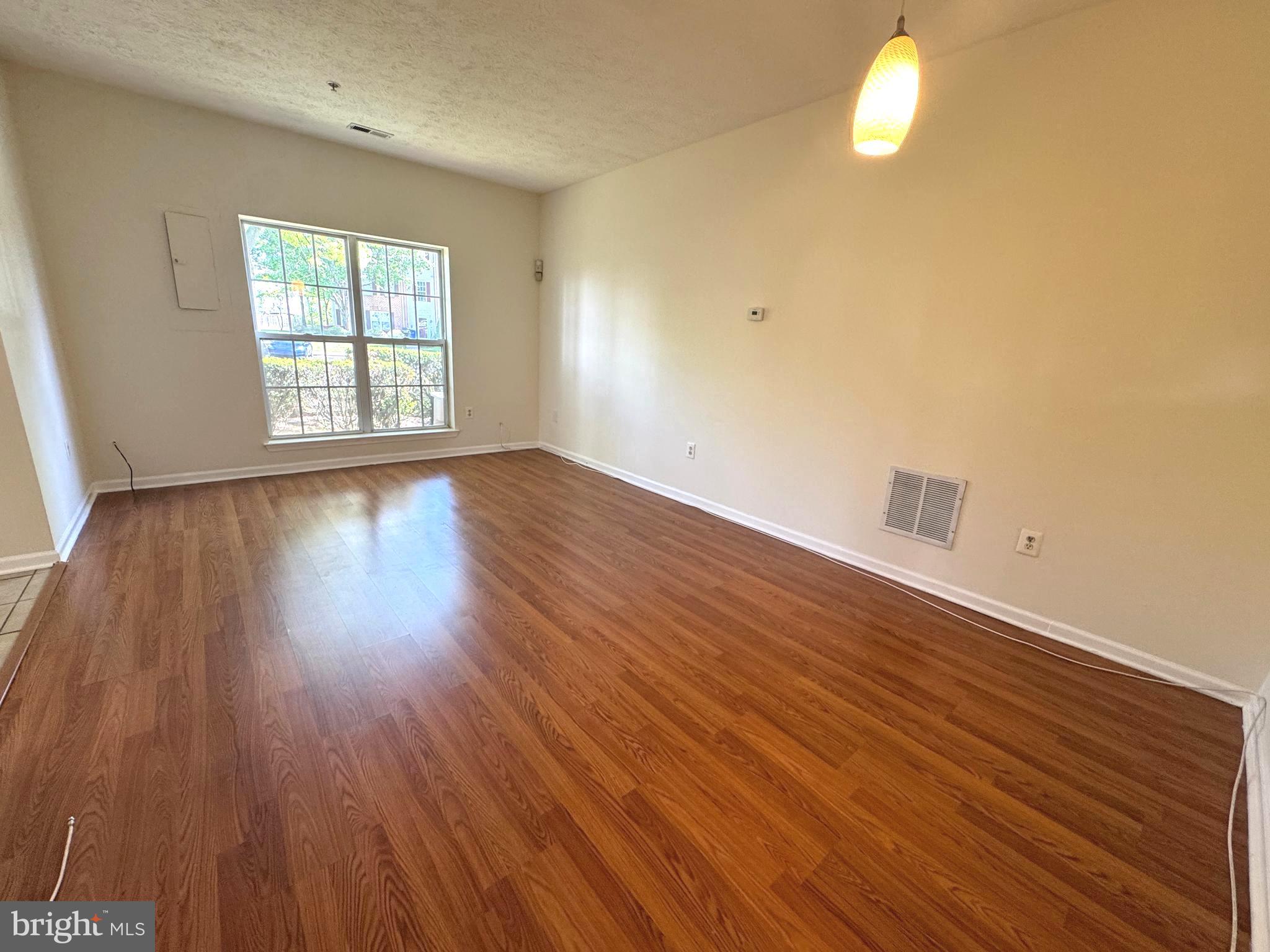 COVINGTON - Residential