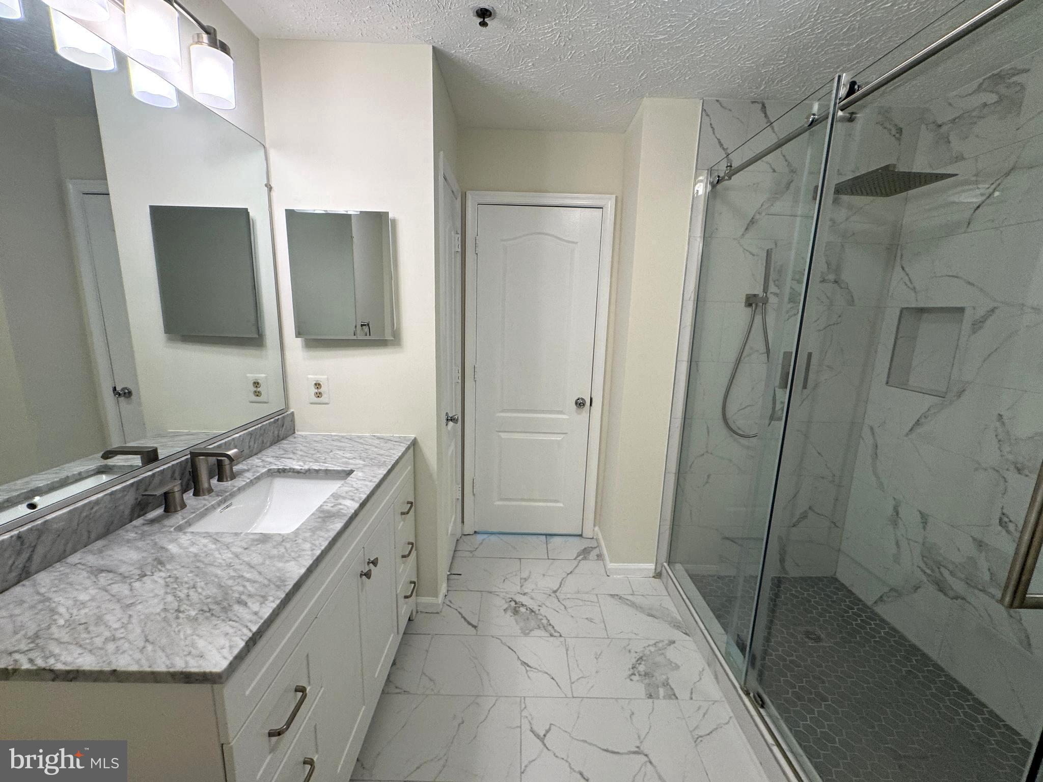 COVINGTON - Residential