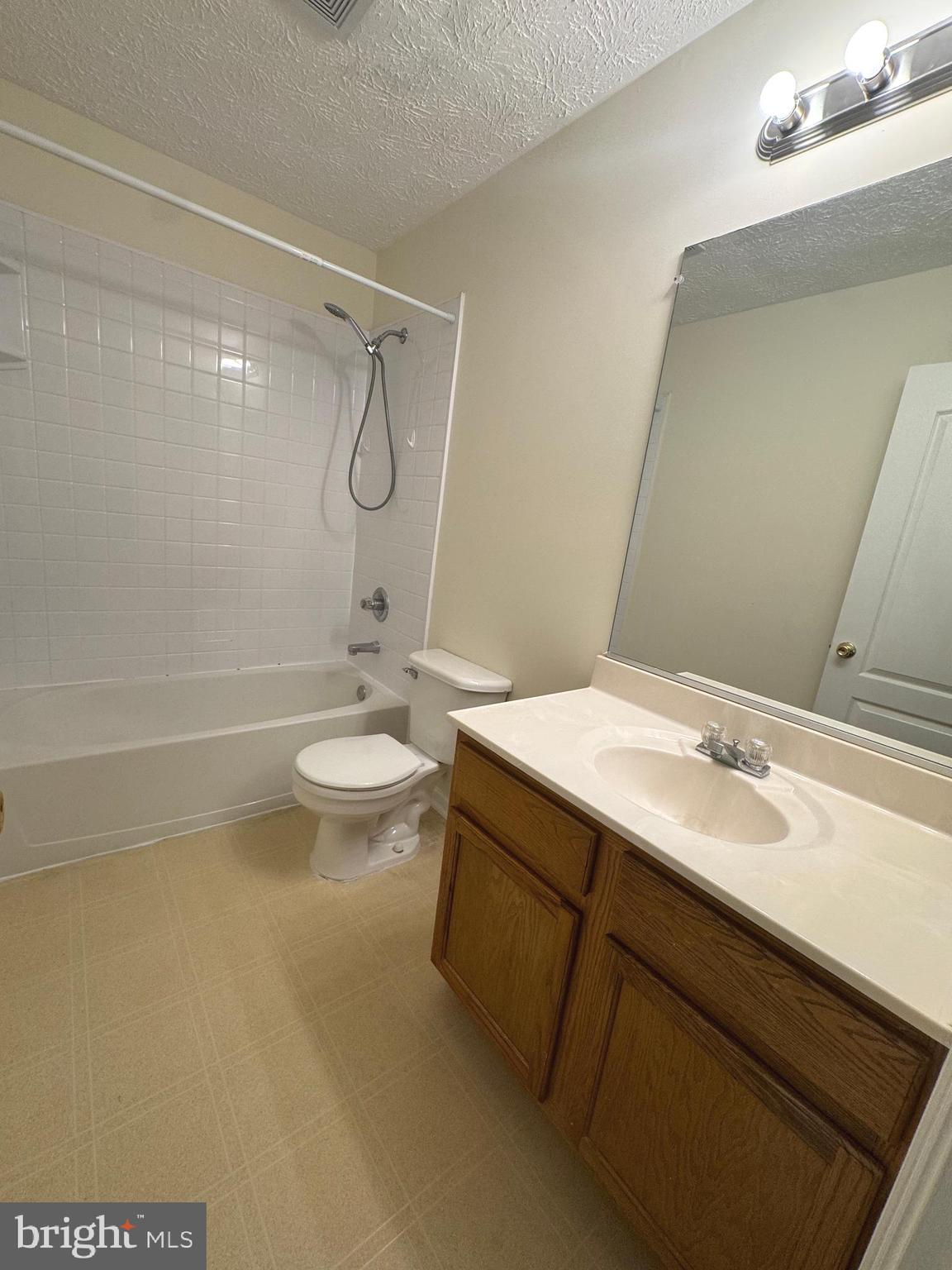 COVINGTON - Residential