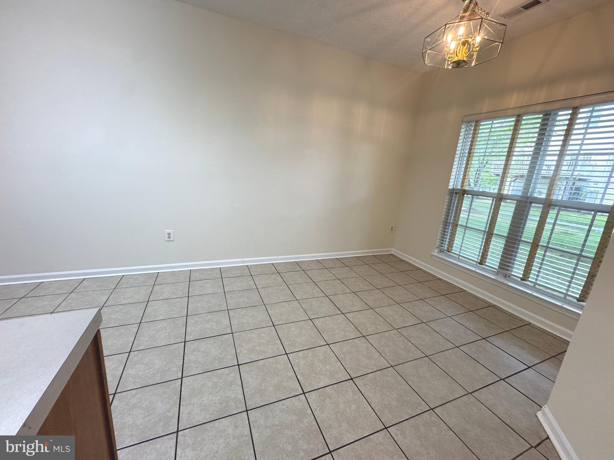 COVINGTON - Residential