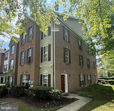 Photo of 16501 Elmcrest Terrace, BOWIE, MD 20716 (MLS # MDPG2201350)