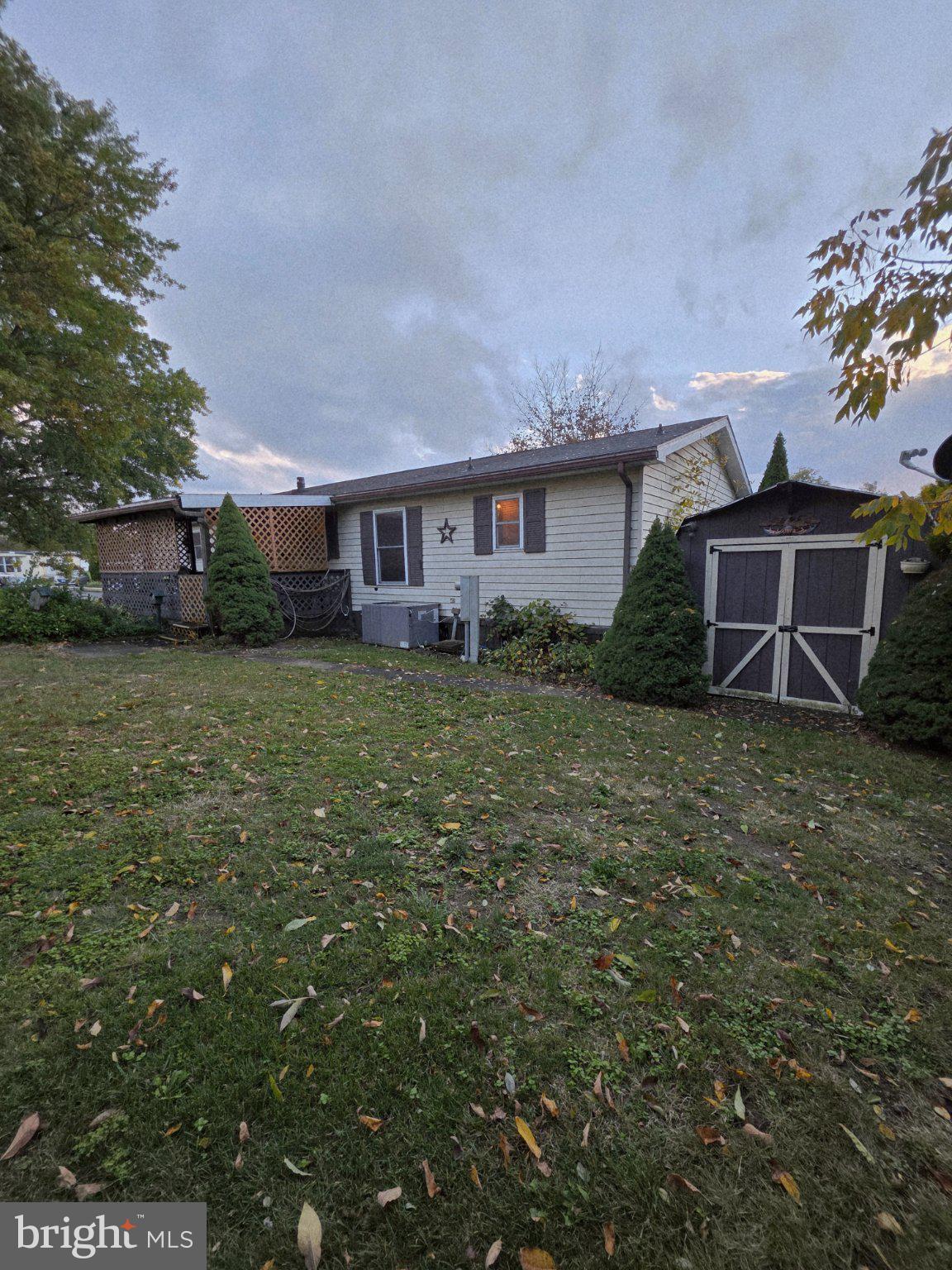 122 CHERRY LANE