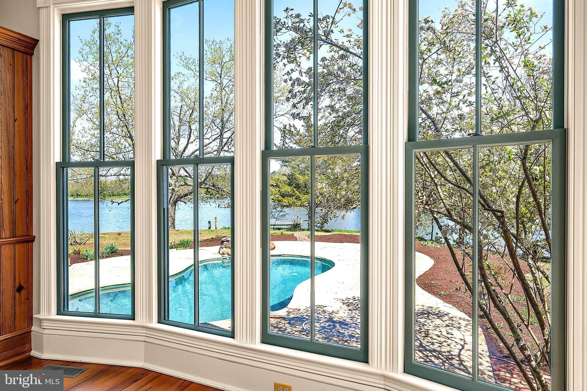 ROYAL OAK - Residential