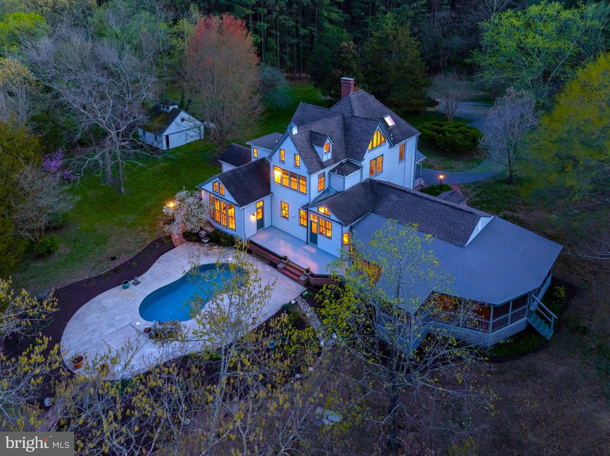 ROYAL OAK - Residential