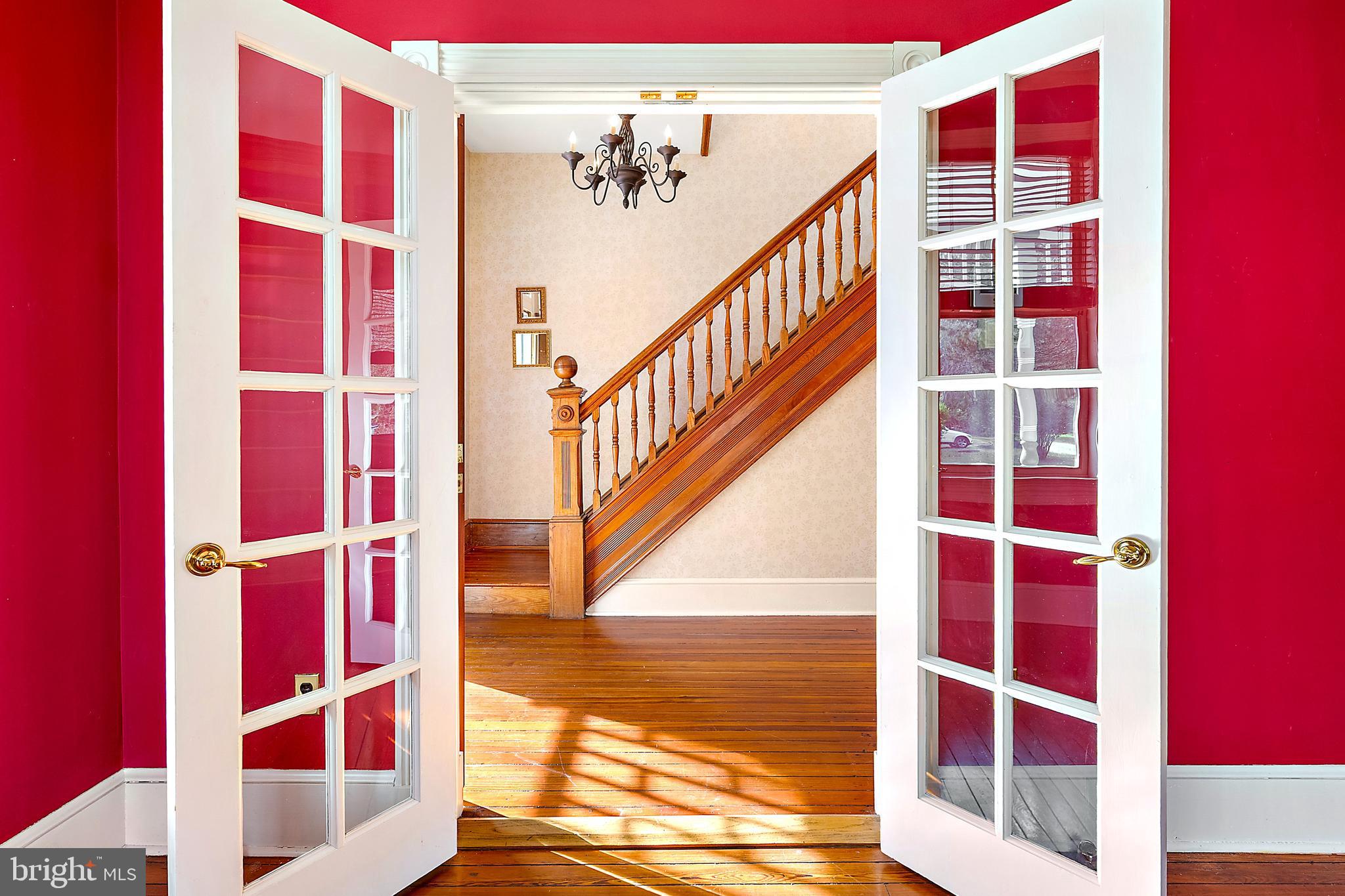 ROYAL OAK - Residential