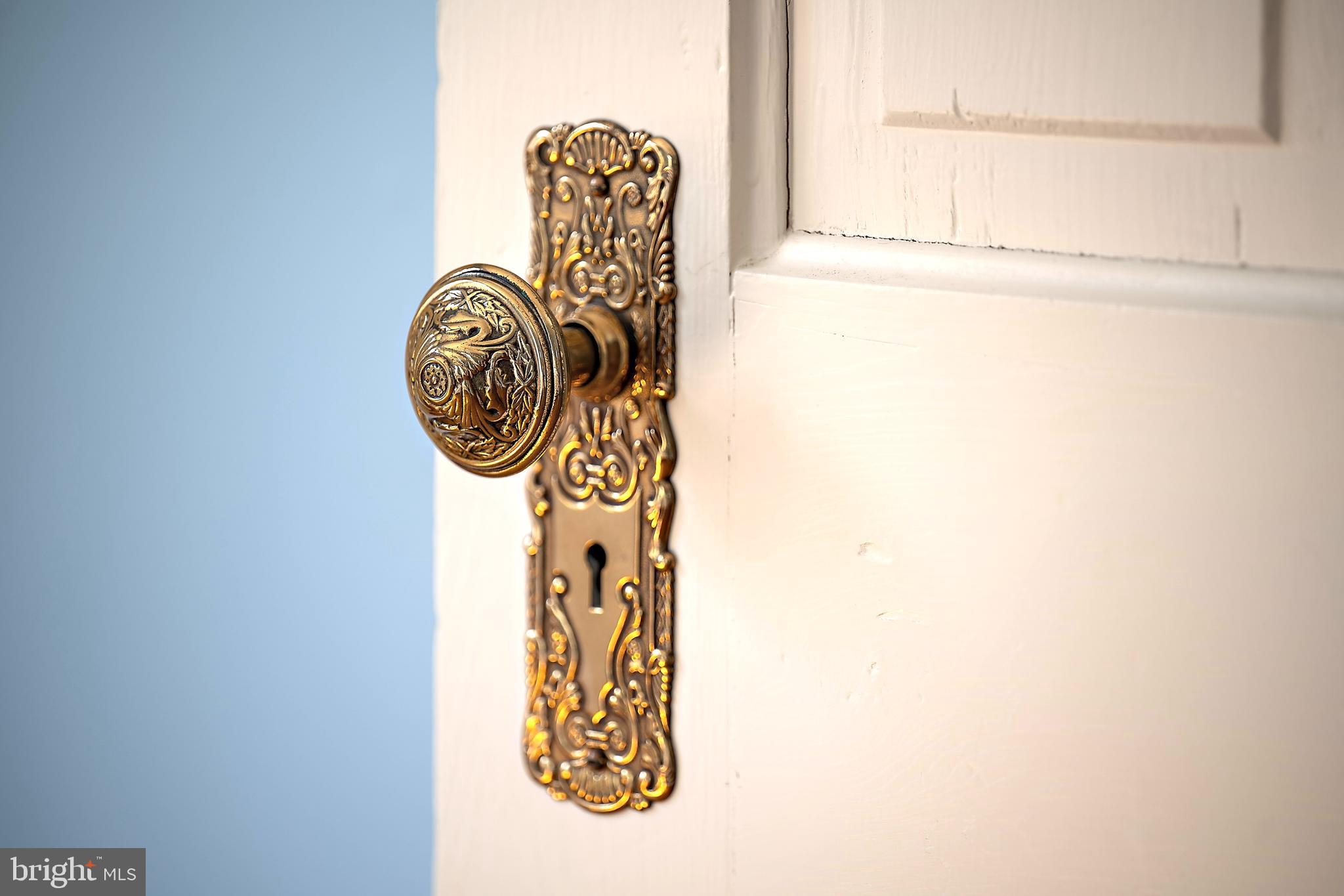 ROYAL OAK - Residential