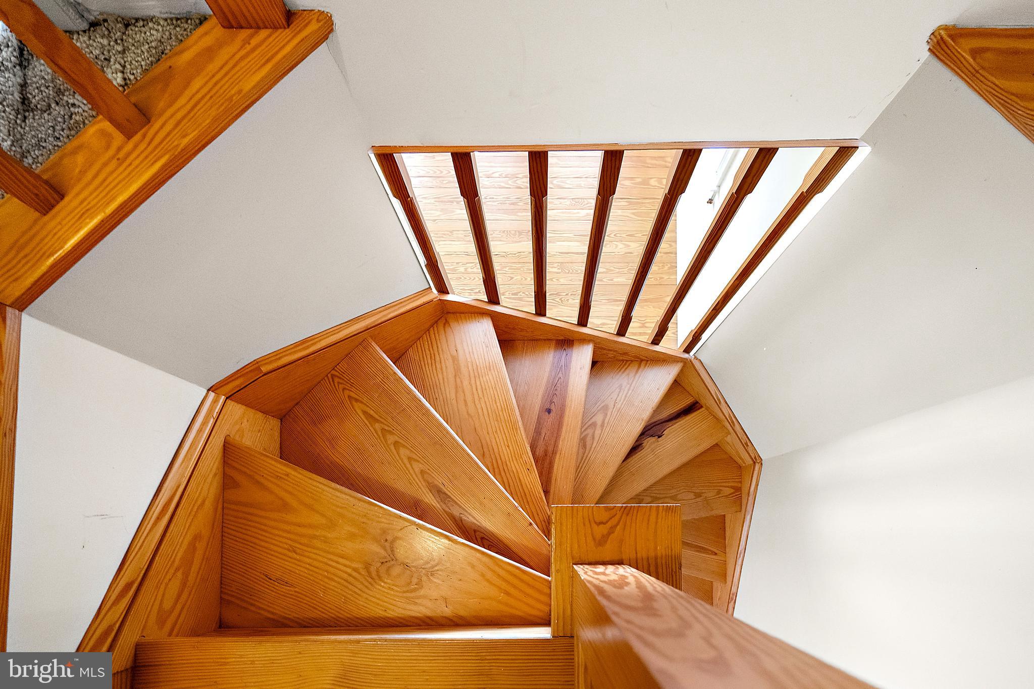 ROYAL OAK - Residential