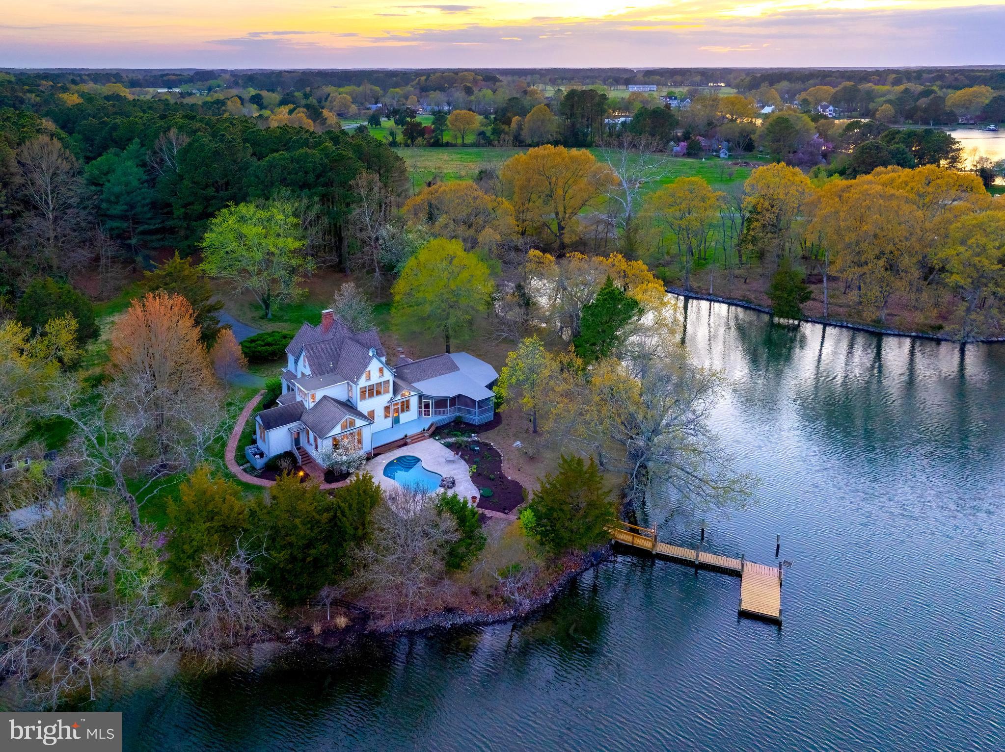 ROYAL OAK - Residential