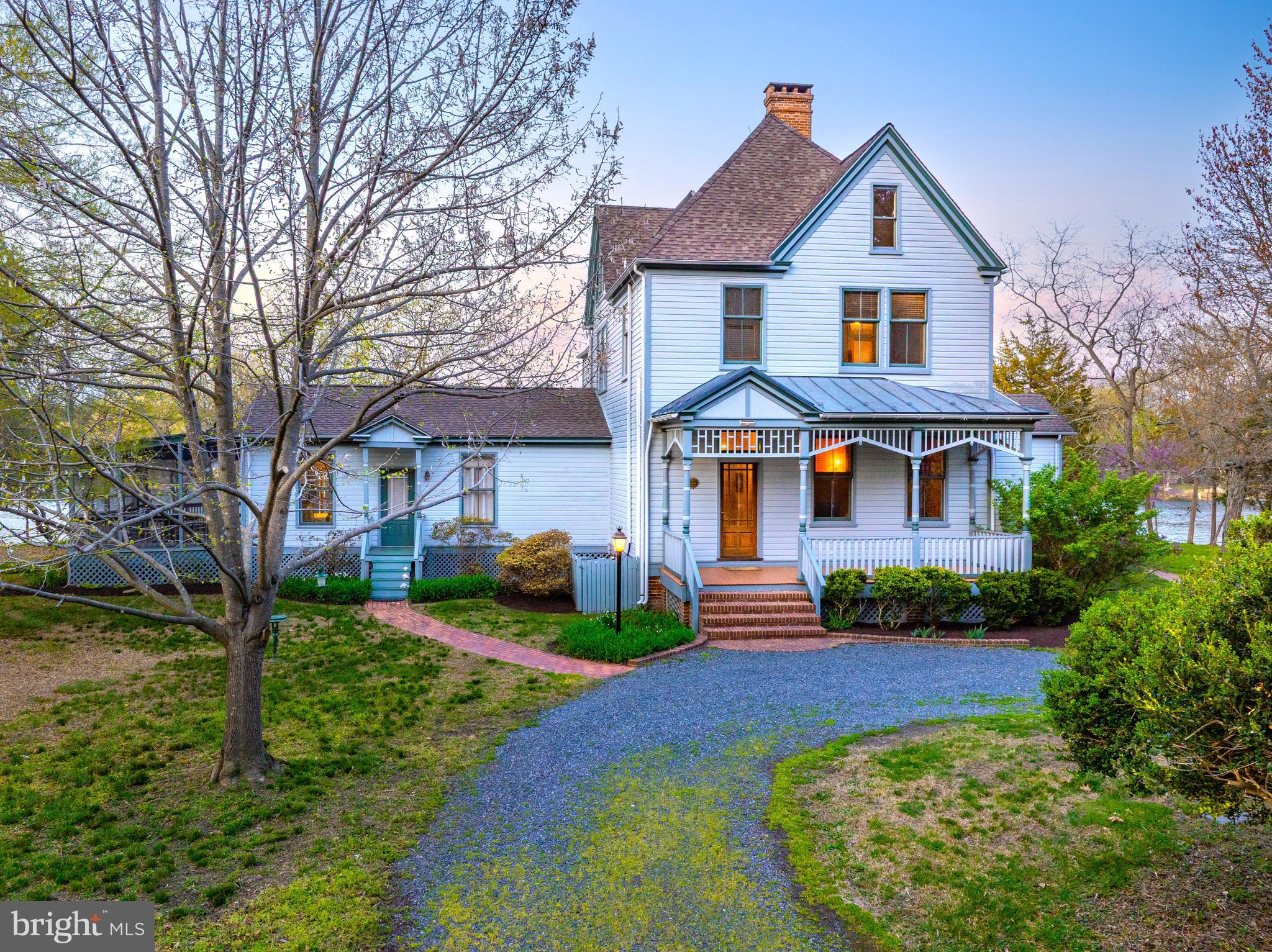 ROYAL OAK - Residential