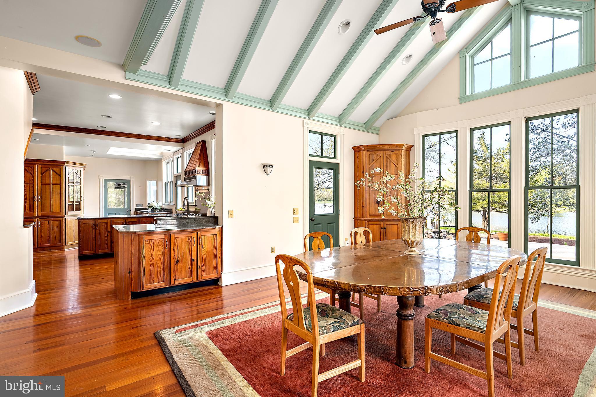 ROYAL OAK - Residential