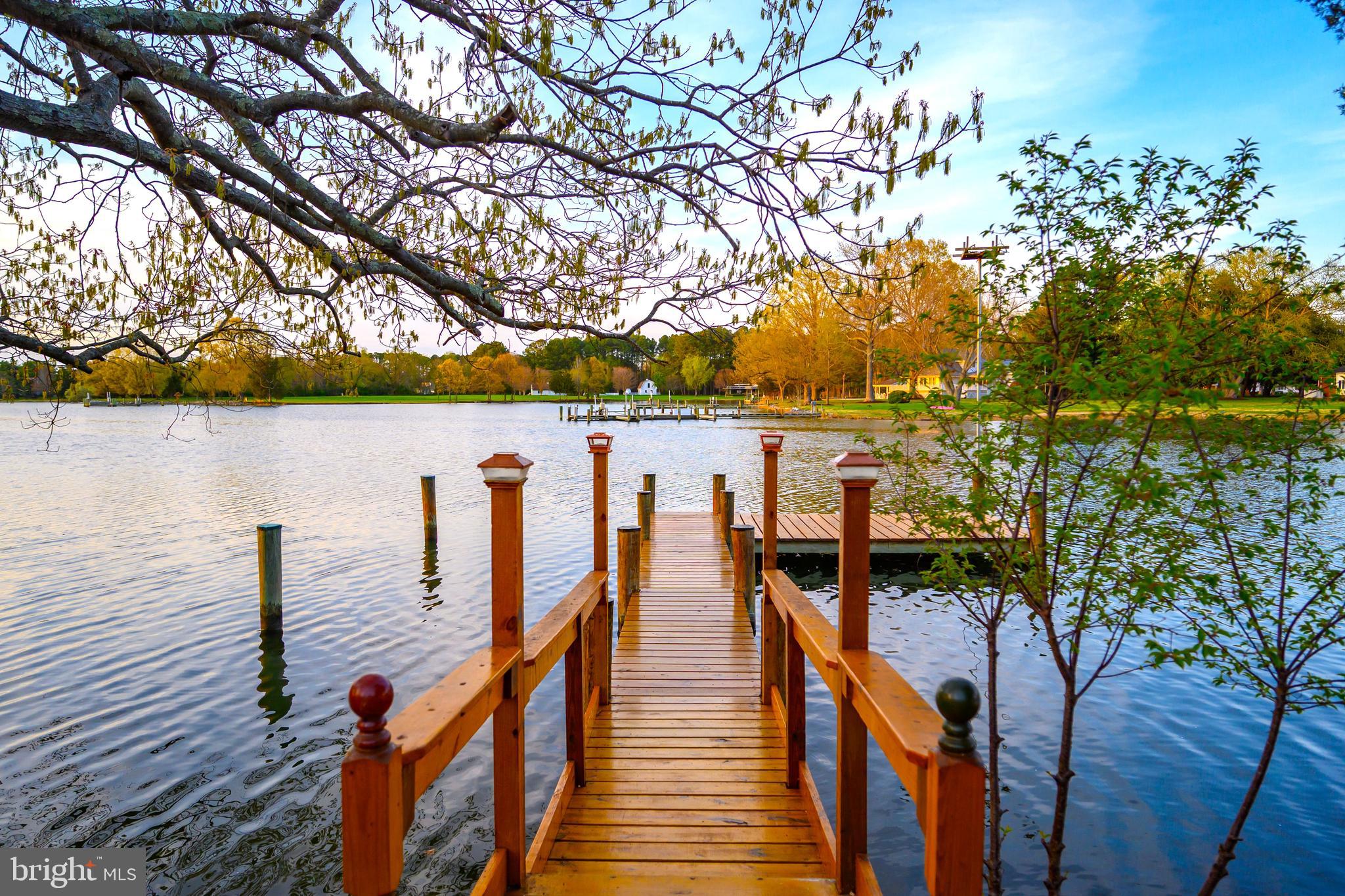 ROYAL OAK - Residential