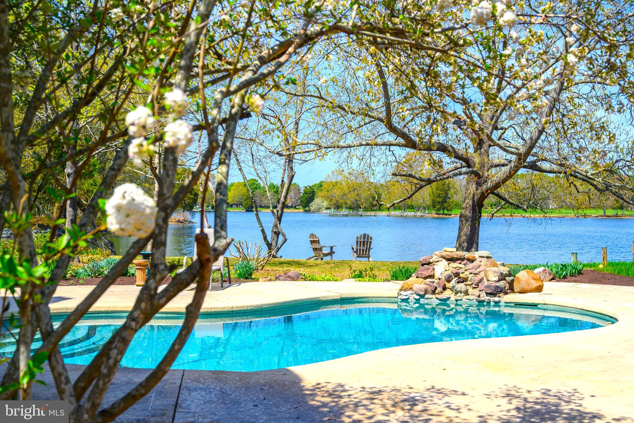 ROYAL OAK - Residential