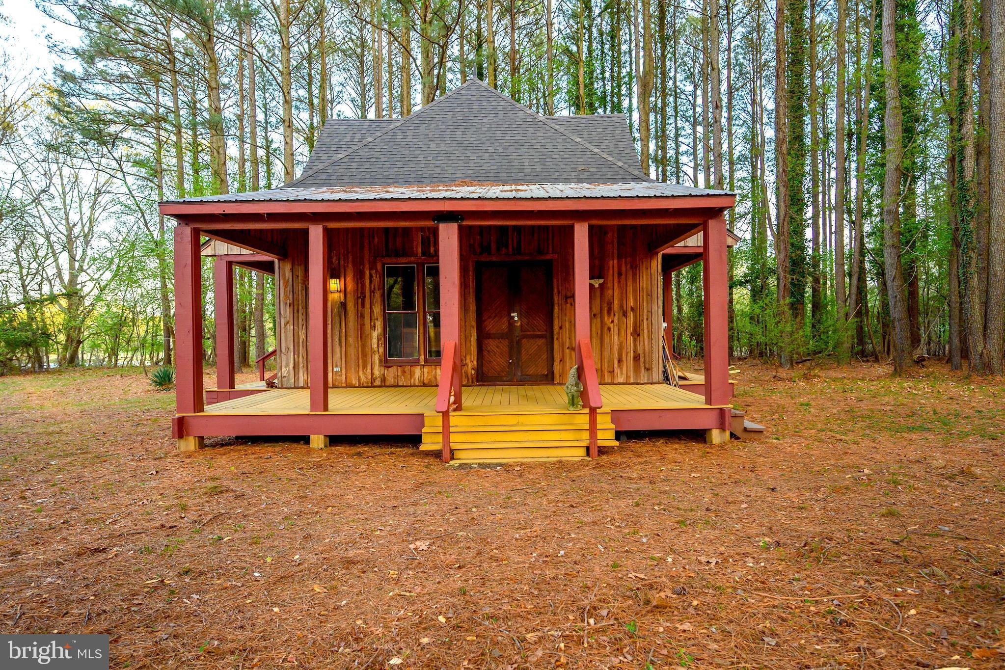 ROYAL OAK - Residential