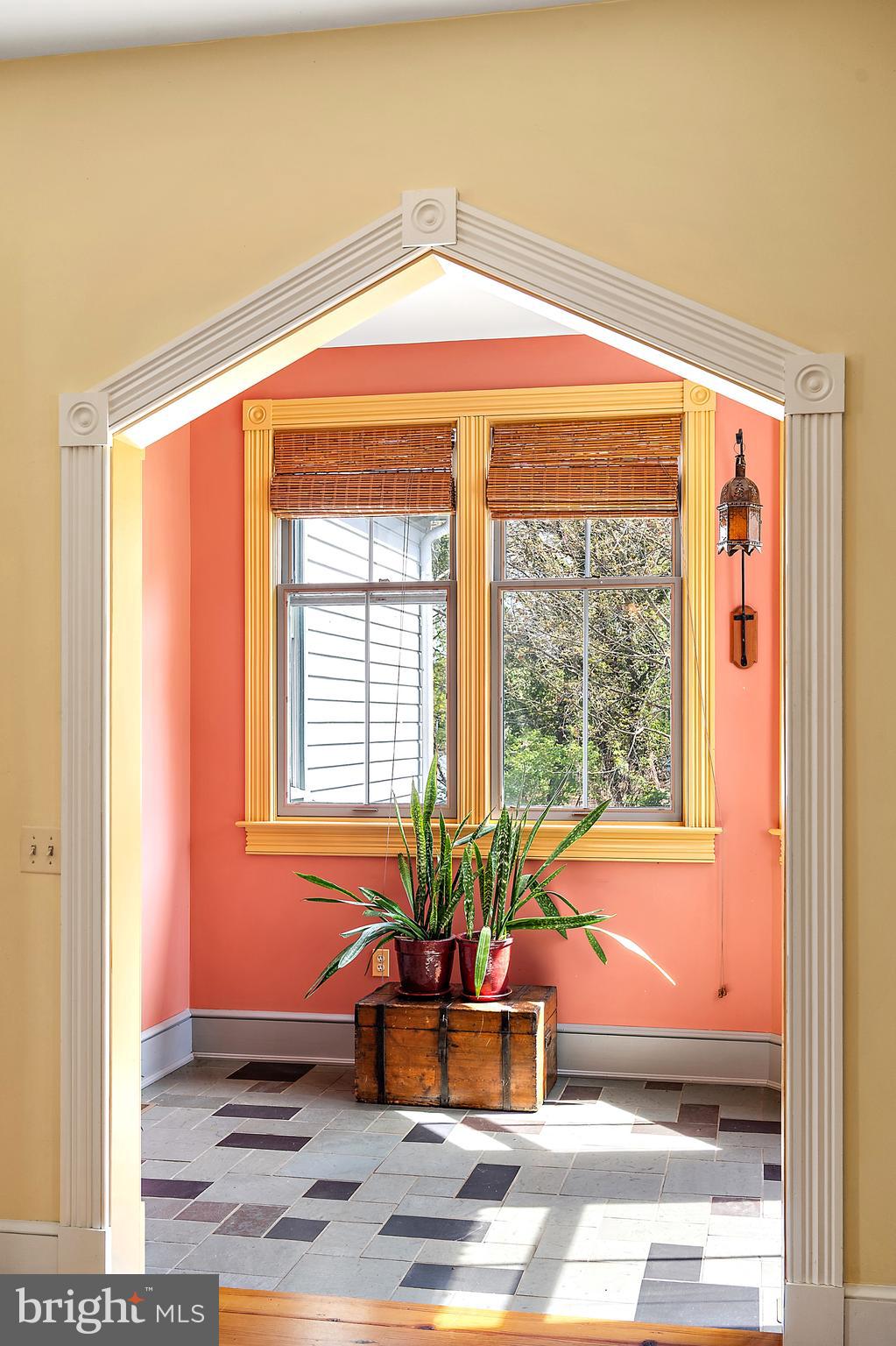 ROYAL OAK - Residential