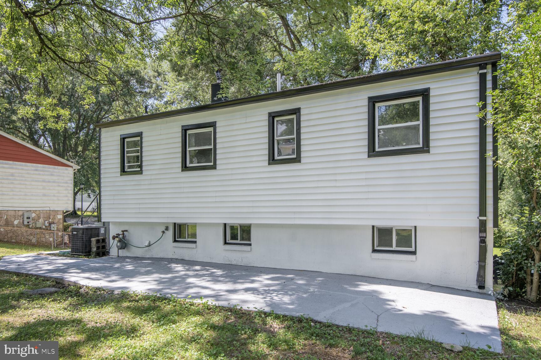 3604 HALLOWAY N