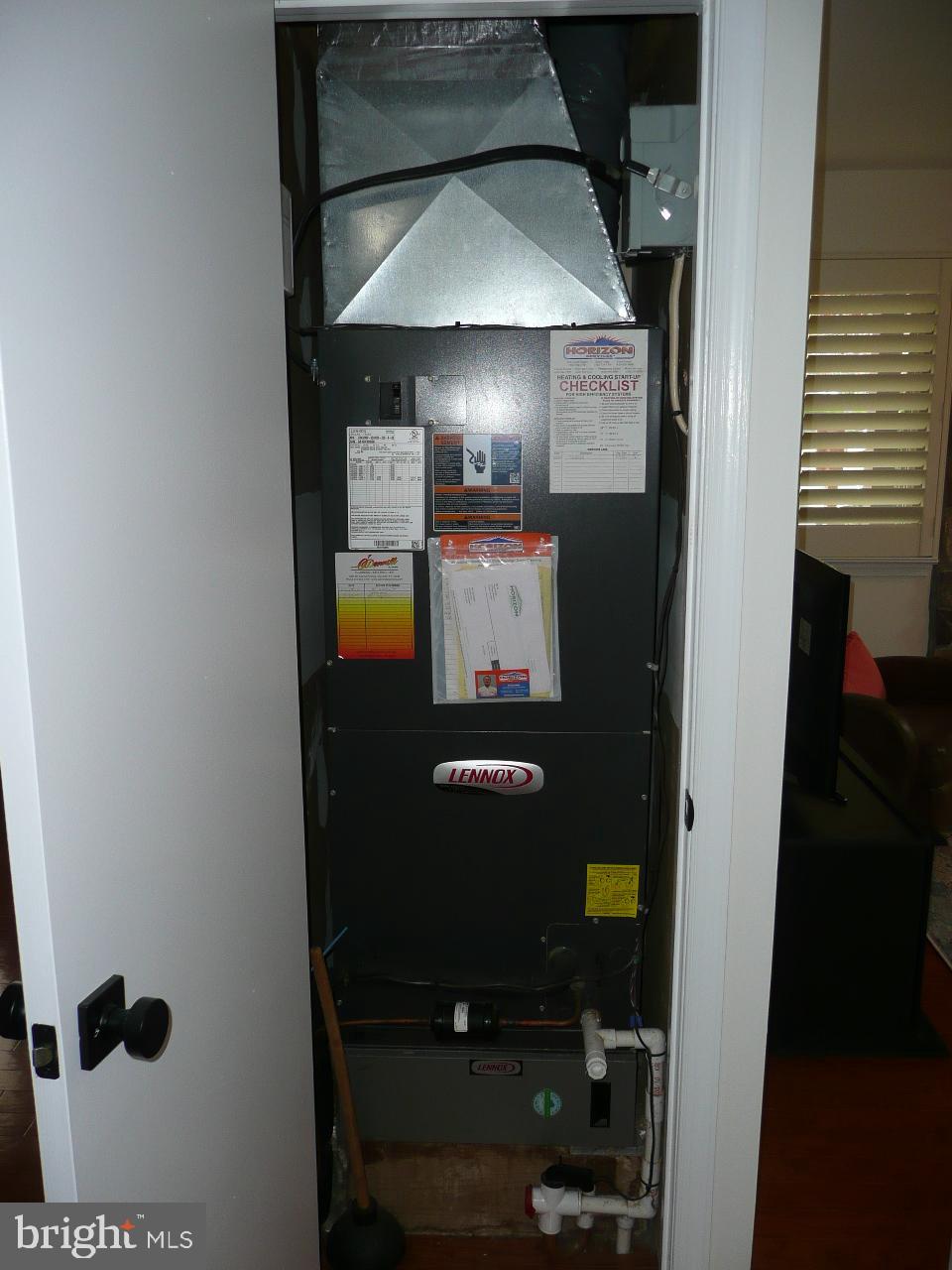 SAWYERS CREEK - Residential