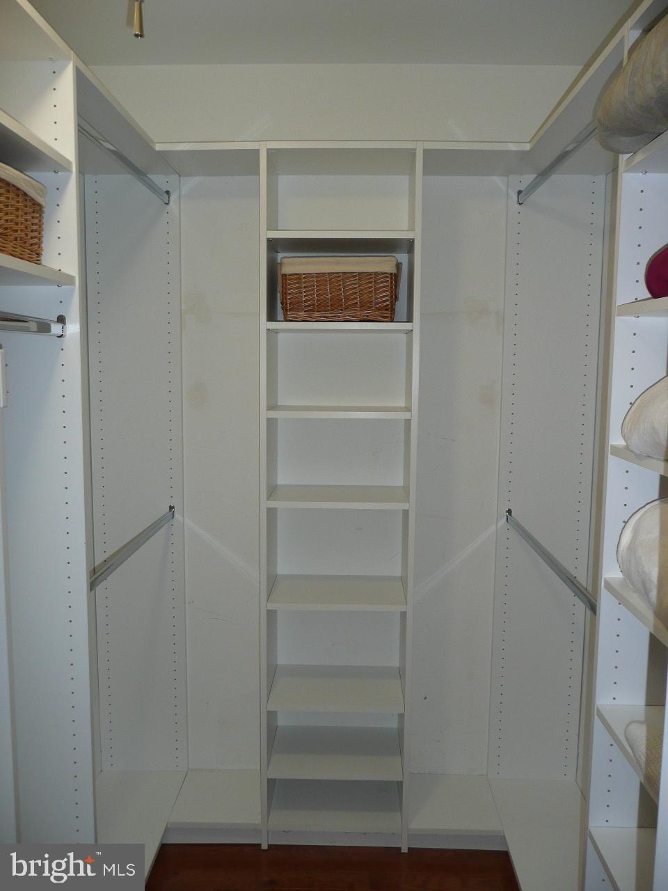 SAWYERS CREEK - Residential