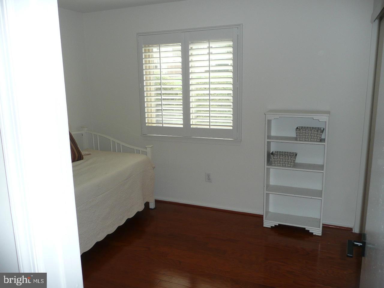 SAWYERS CREEK - Residential