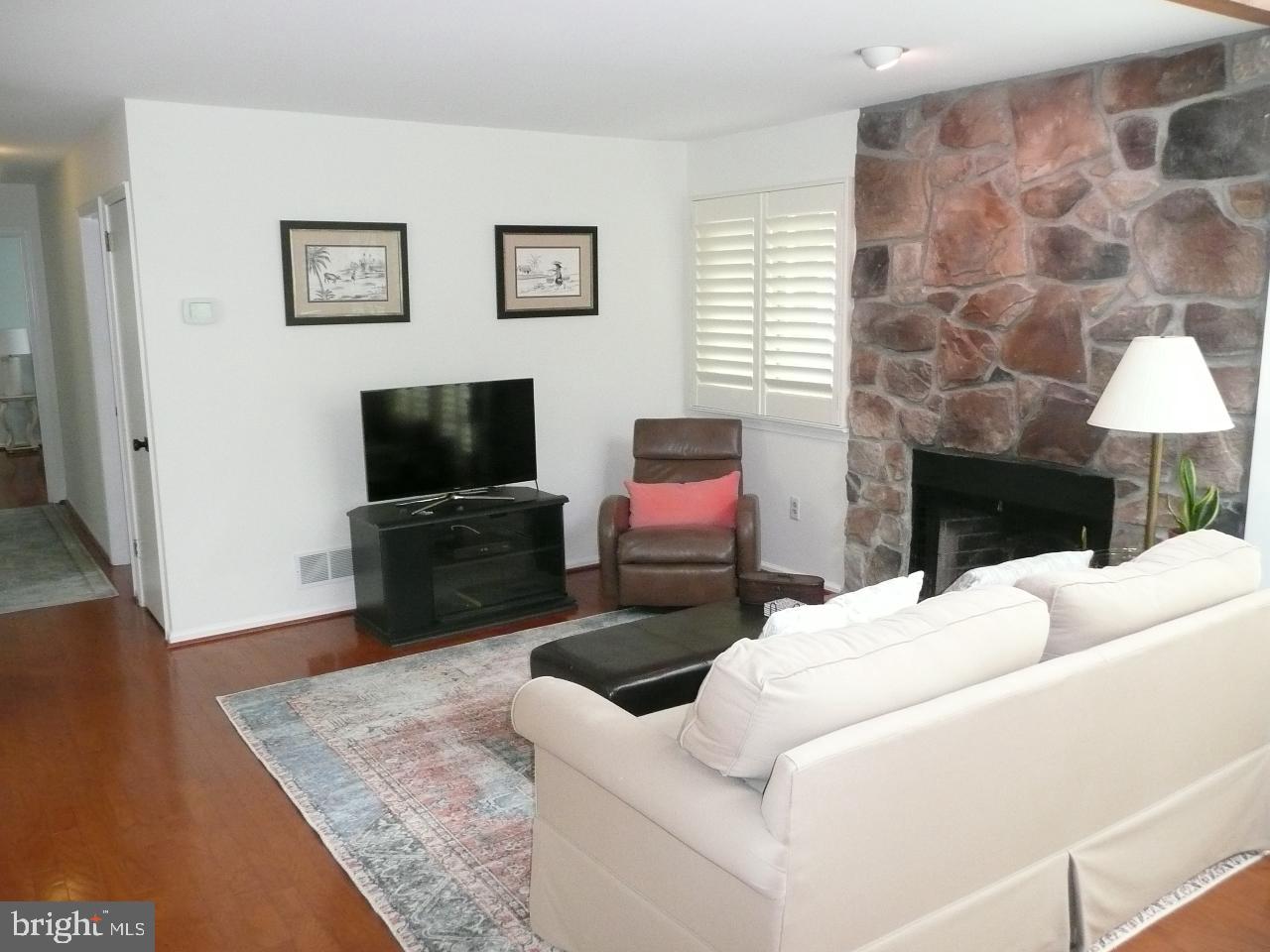 SAWYERS CREEK - Residential