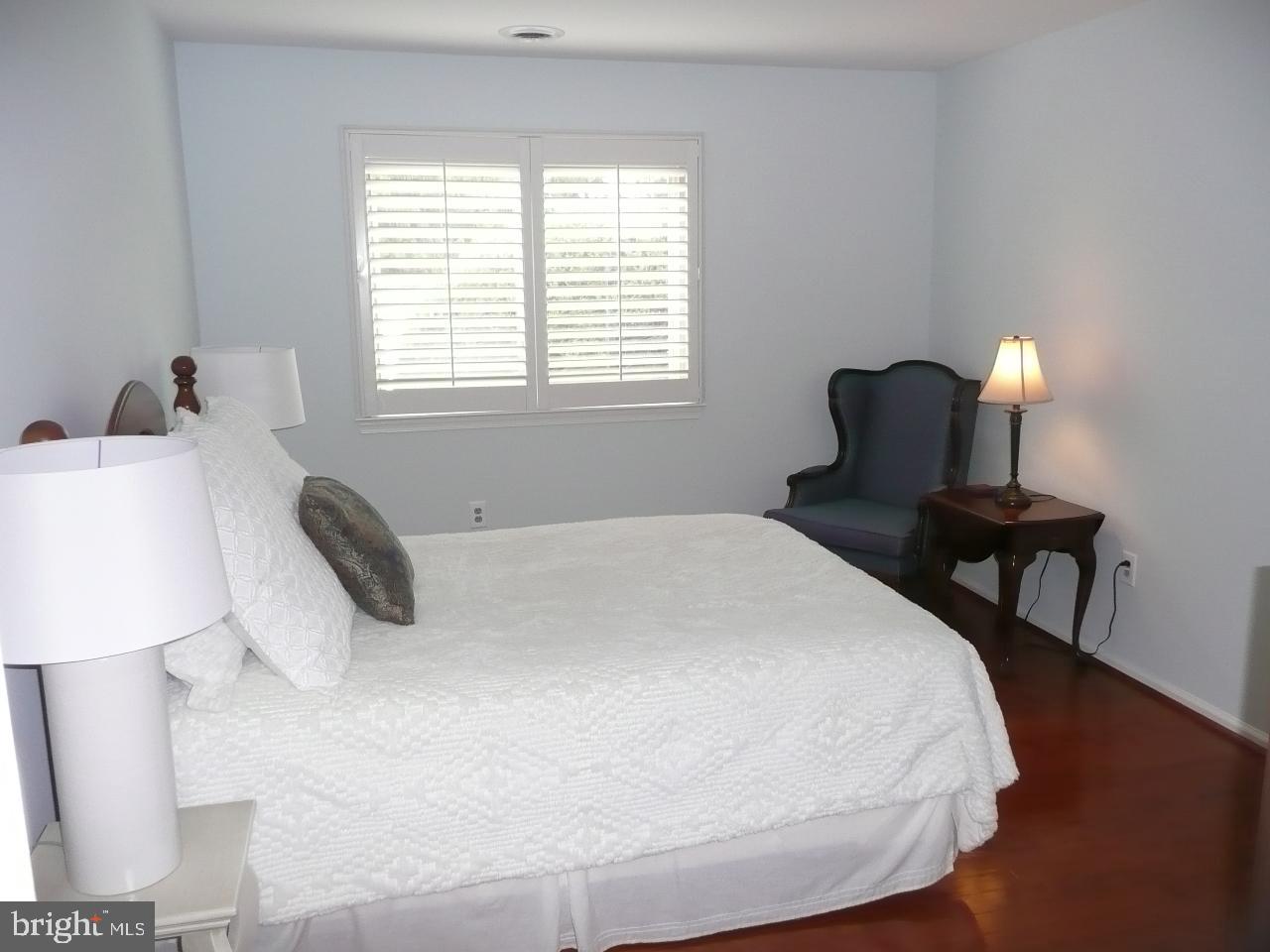 SAWYERS CREEK - Residential