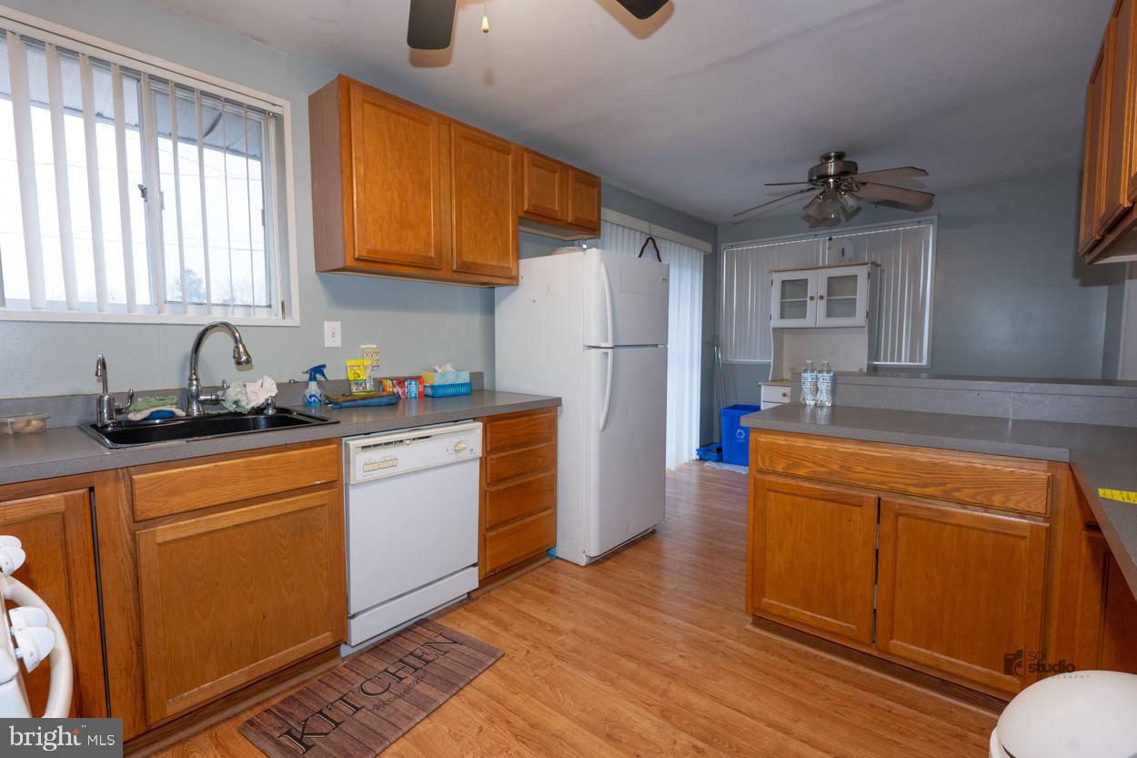 BREA MAR MANOR - Residential