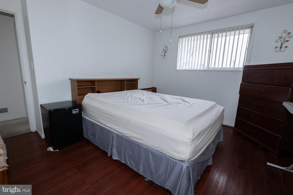 BREA MAR MANOR - Residential