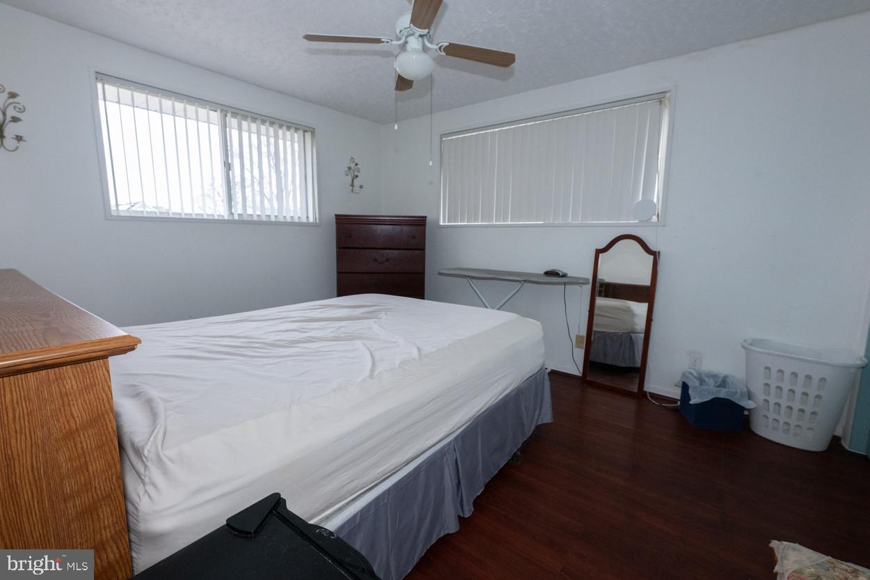 BREA MAR MANOR - Residential