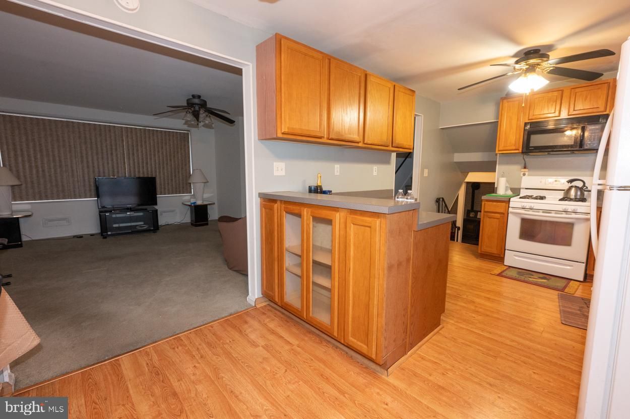 BREA MAR MANOR - Residential