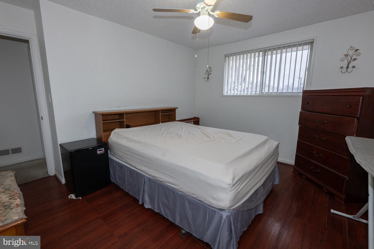 BREA MAR MANOR - Residential