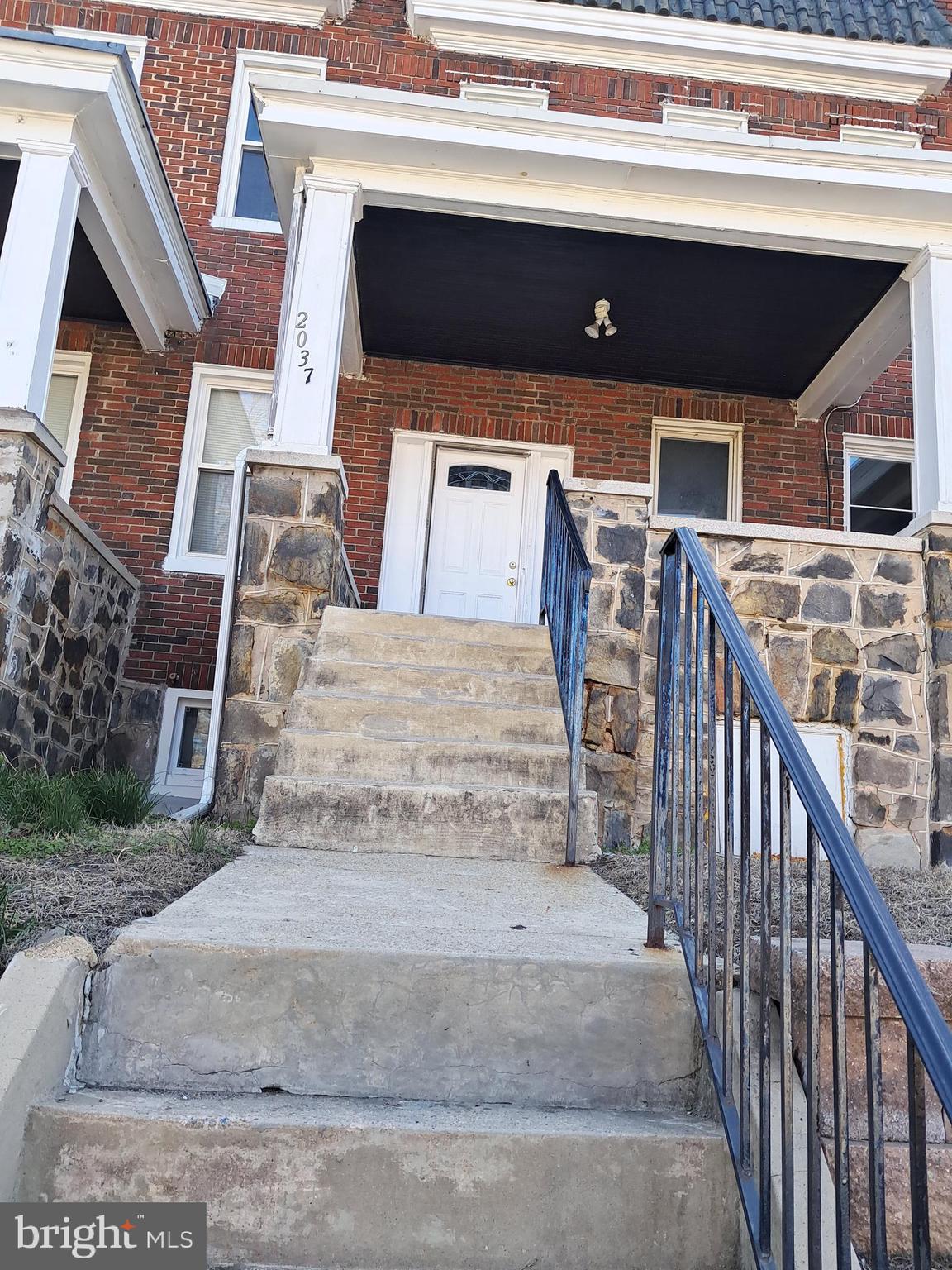 MONDAWMIN - Residential Lease